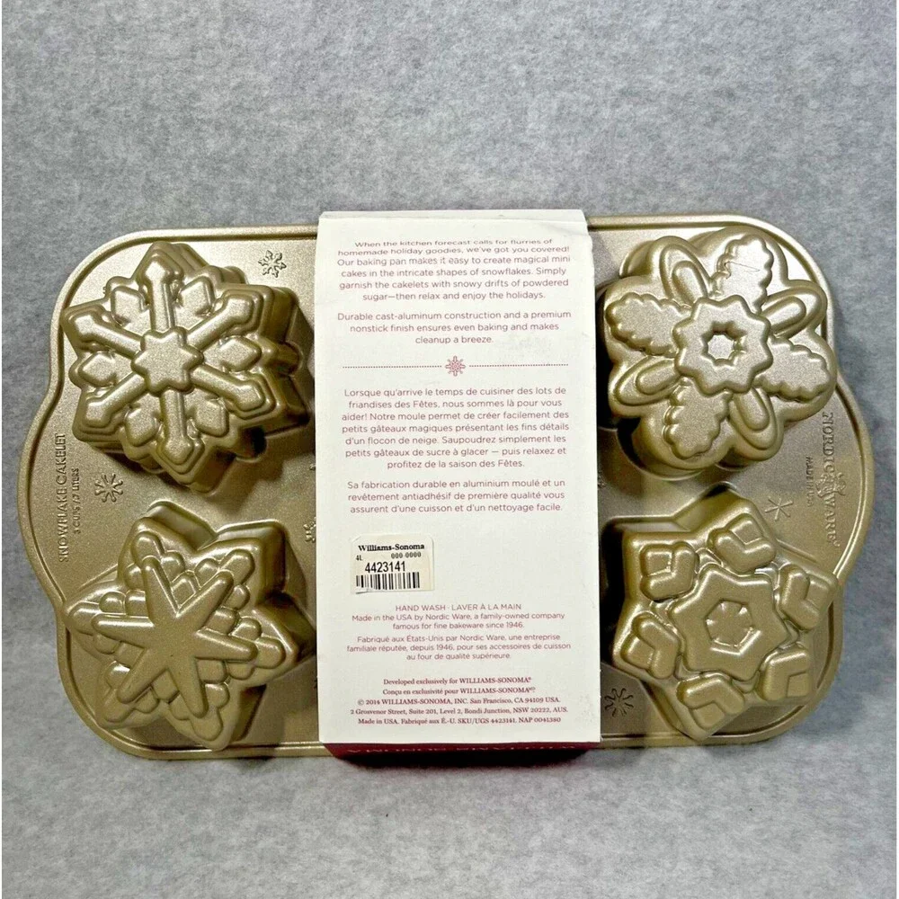 Williams Sonoma Nordicware Snowflake Cakelet Pan NEW 6 Mini Cakes Frozen Cupcake